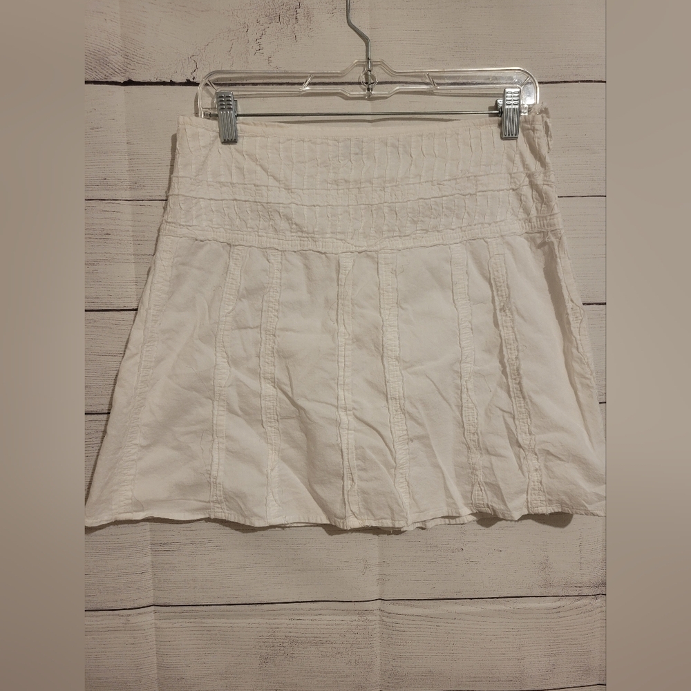 PrAna White cotton Erin skirt with lining sz 6  Textured Raw Hem